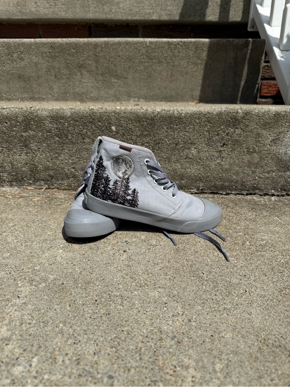 Lavender High-Top Canvas Sneakers with Moon & Forest Graphic